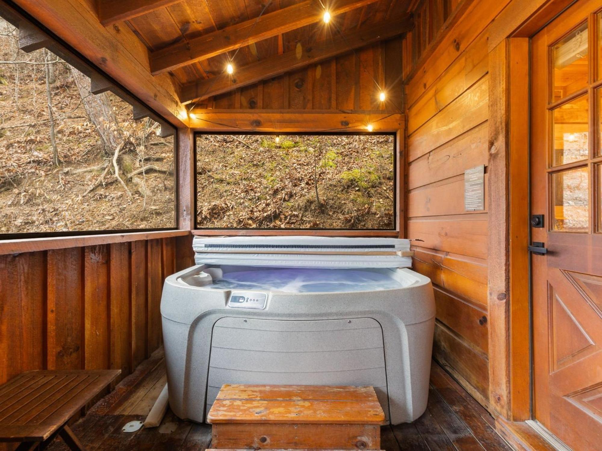Er40 - The Bear Pause -Great Location,,,Close To All The Action! Cabin Pigeon Forge Exterior photo