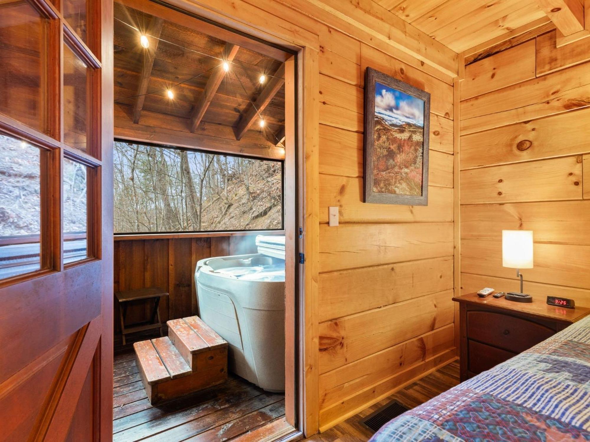 Er40 - The Bear Pause -Great Location,,,Close To All The Action! Cabin Pigeon Forge Exterior photo