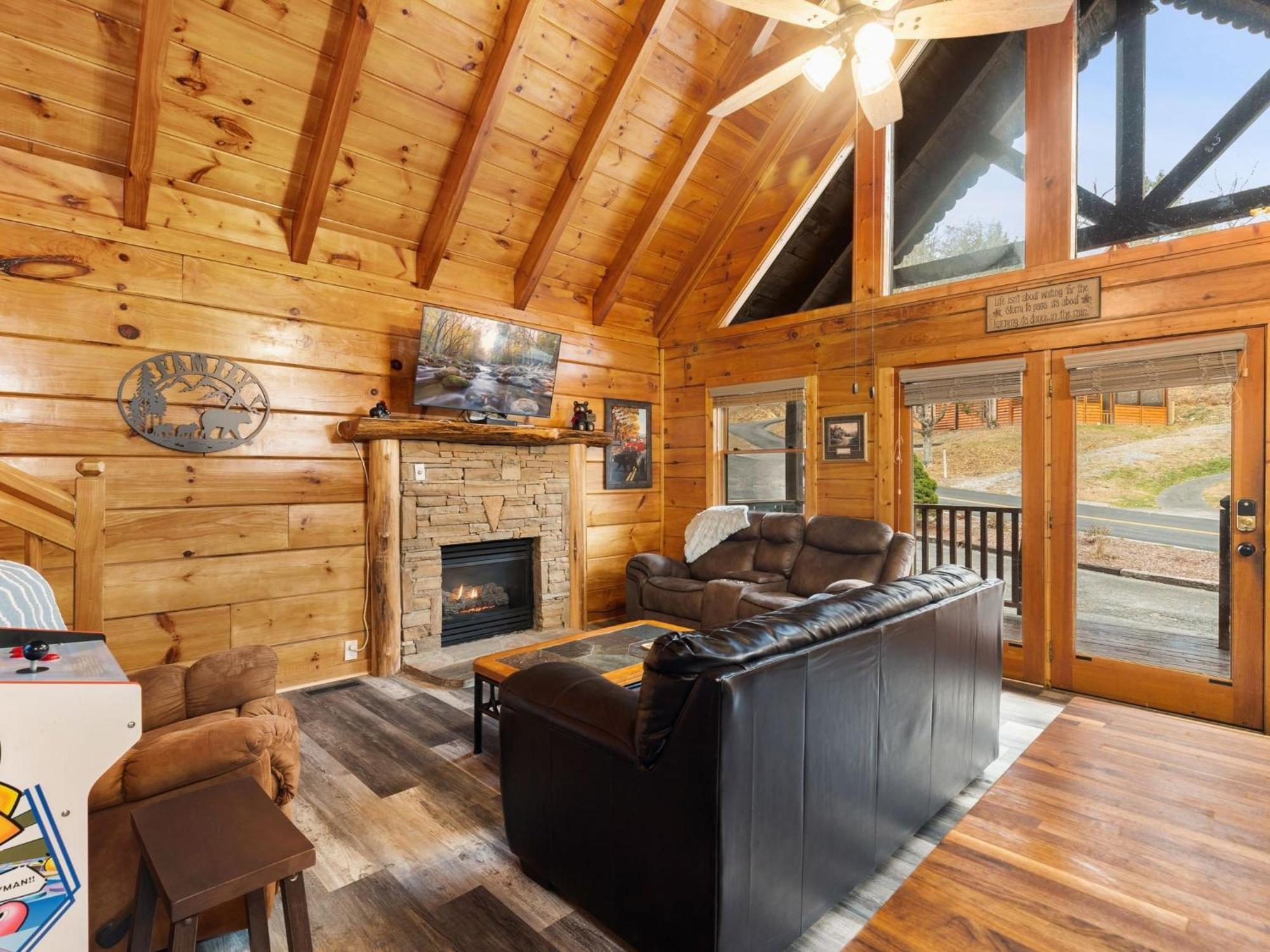 Er40 - The Bear Pause -Great Location,,,Close To All The Action! Cabin Pigeon Forge Exterior photo