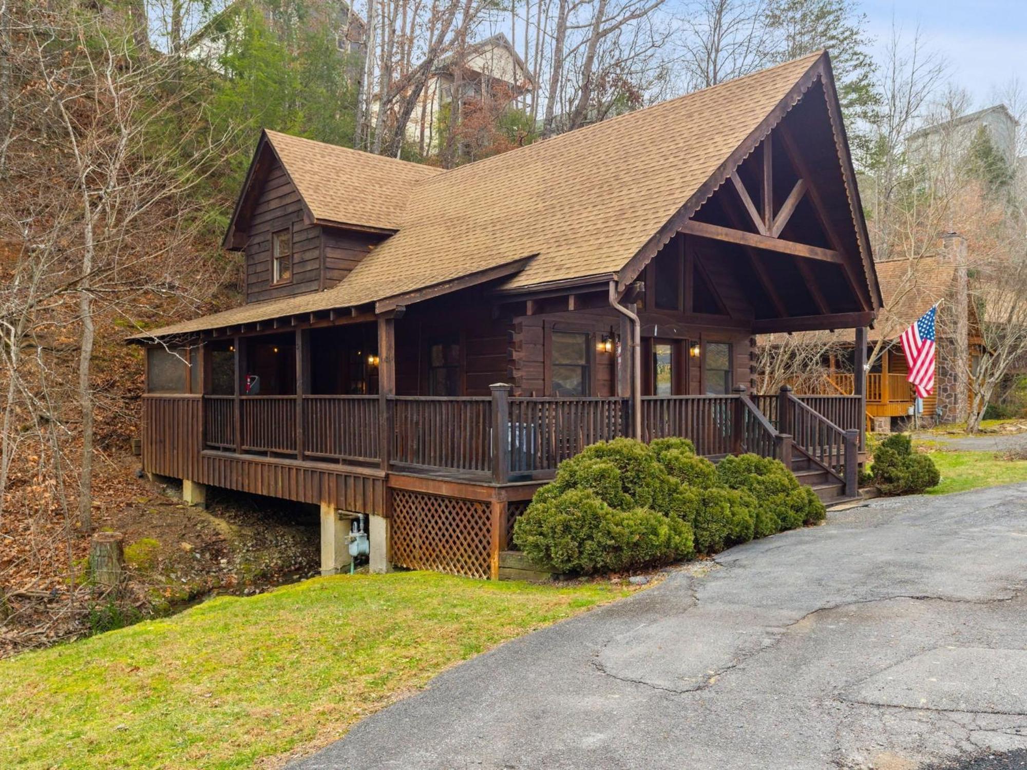 Er40 - The Bear Pause -Great Location,,,Close To All The Action! Cabin Pigeon Forge Exterior photo